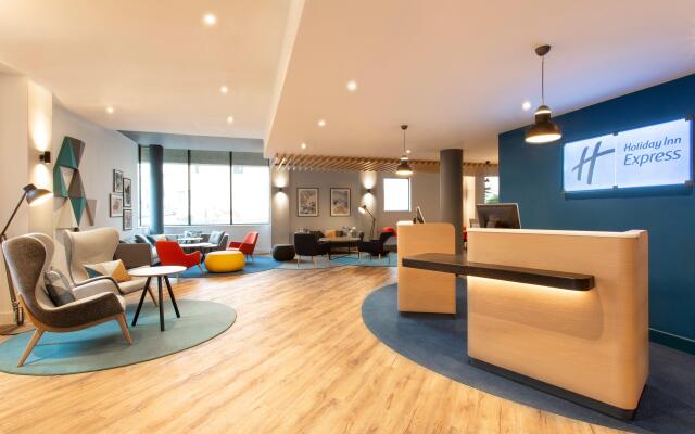 Holiday Inn Express Cheltenham by IHG