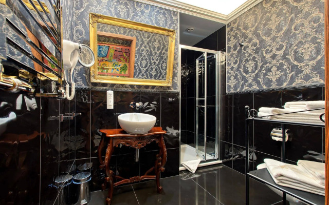 SleepWalker Boutique Suites