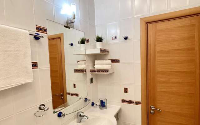 FlatStay (ФлэтСтей) на улице Кирочная 43А