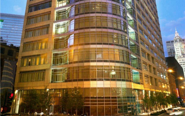 Kinzie Hotel