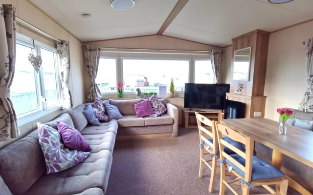 Snowdonia Sunbeach Holiday Sea and Mountain View