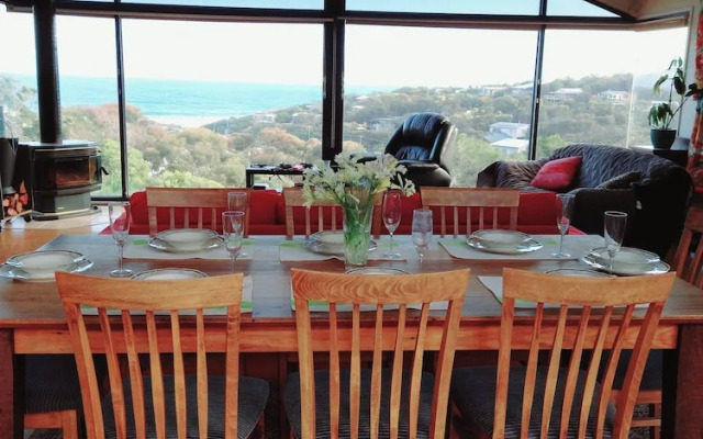 Fairhaven Beach House With Ocean Views and Tranquil Setting