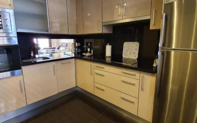 Luxury Beach Front Penthouse with own pool.BP9