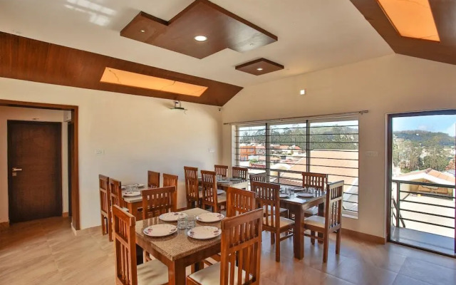 FabHotel SRJs Thaneesh Southwick