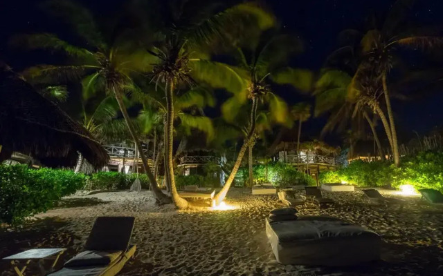 Kanan Tulum Hotel & Spa Adults Only Playground