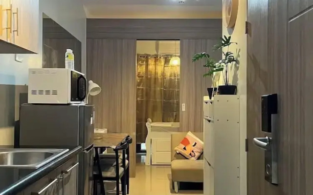 Shore 2 Tower 2 Unit 1289