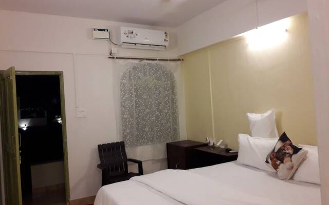 Hotel Dhuni Resorts goa