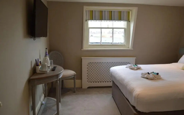 The Crown Pub & Guesthouse