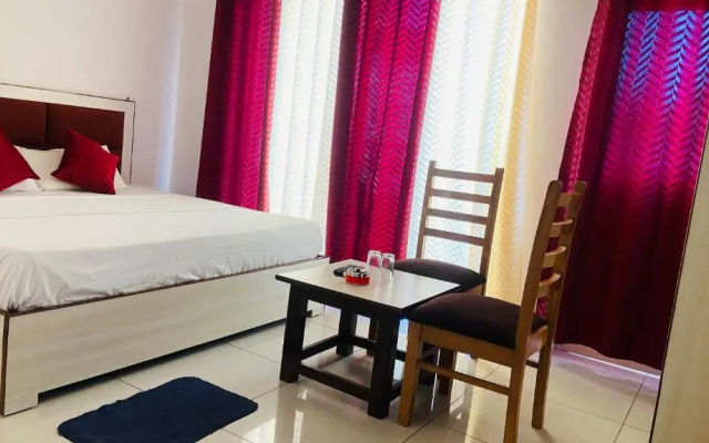 OYO 28196 Hotel Corbett Radiance