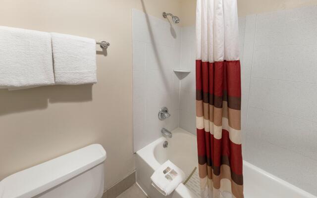 Red Roof Inn Fort Wayne