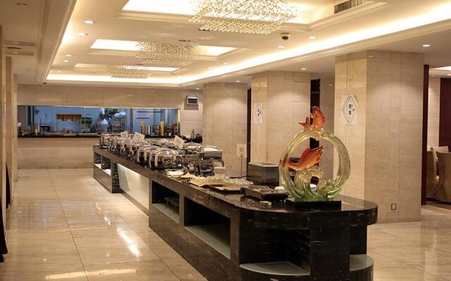 James Joyce Coffetel Nanchang Railway Station Wanguo International