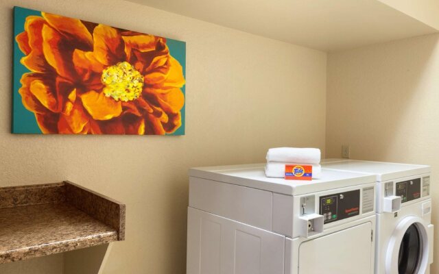 Spark by Hilton South East Corpus Christi