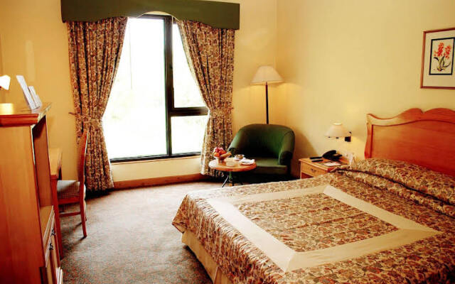 Country Inn & Suites By Carlson Katra at Vaishno Devi