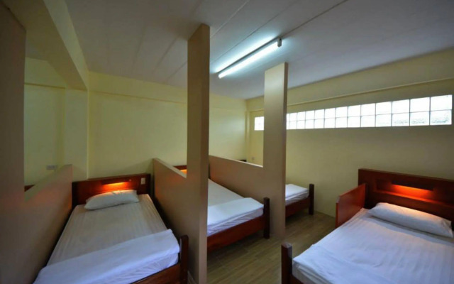 Phangan Barsay Hostel