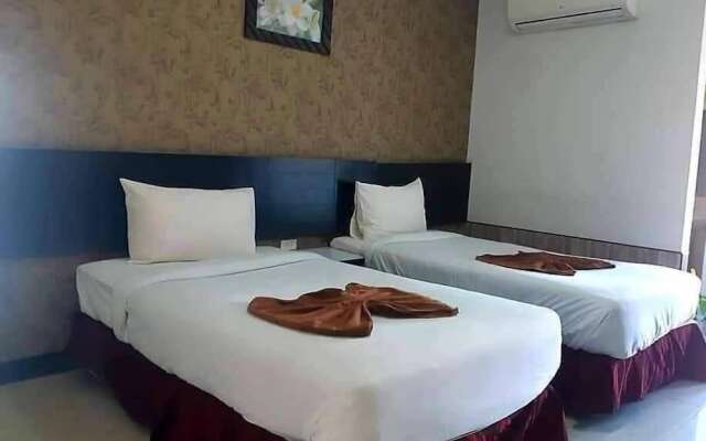 Grand Pruksa Siri Apartment