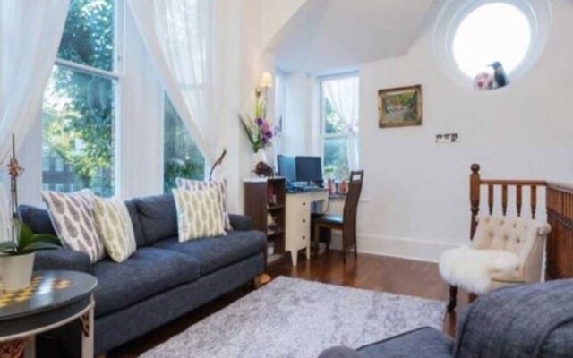 Charming 1 Bedroom Flat In Notting Hill