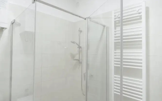 British Square Apartment