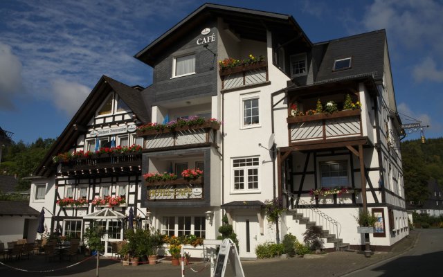 Hotel-Café Züschener Bauernstuben Garni