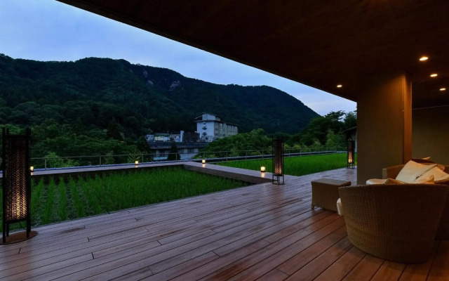 Yamanaka Onsen Kuriya Yasohachi