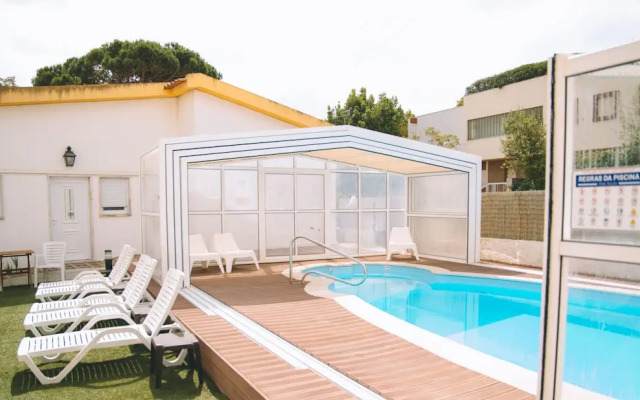 Laurus Hotel