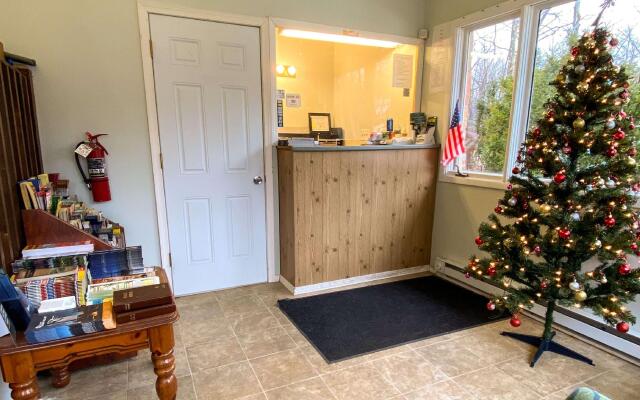 Country Place Inn And Suites