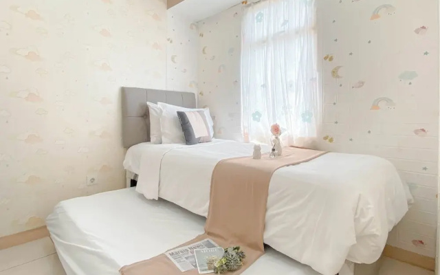 Comfort 2BR Apartment at Springlake Summarecon Bekasi