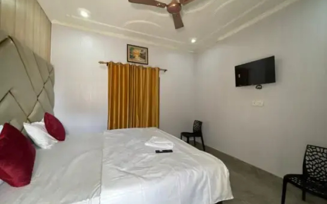 Shri Shyam Cafe and Hotel