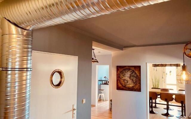 COAST HOUSE River Docks