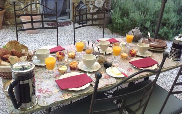 Maison d'hôtes La Cour des Lauriers