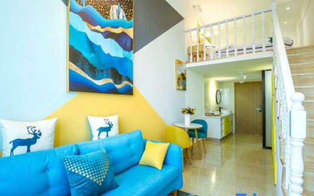 Colour Hotel (Nanchang west station)