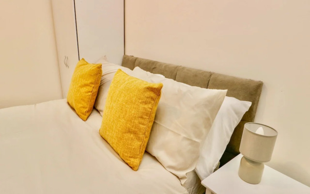Port Apartment 2
