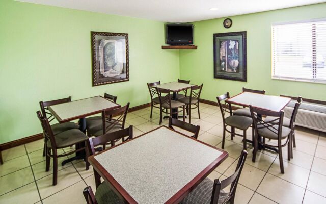 Blisspoint Inn Columbia City