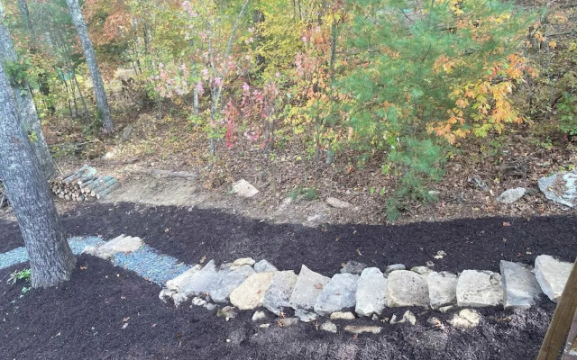 Gorgeous & Secluded 3 BDR Cabin in Mineral Bluff!