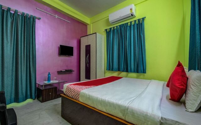 OYO Flagship 13777 VIP Palace