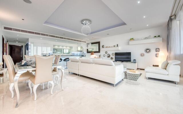 Tiara Ruby - PRM 01 - PJ