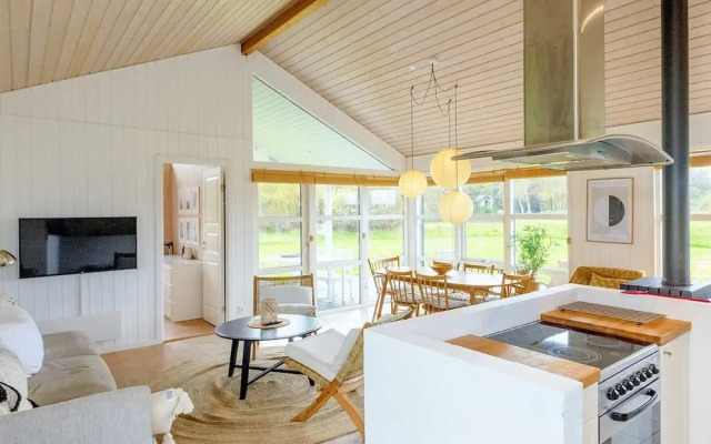 6 Person Holiday Home in Oster Assels-by Traum