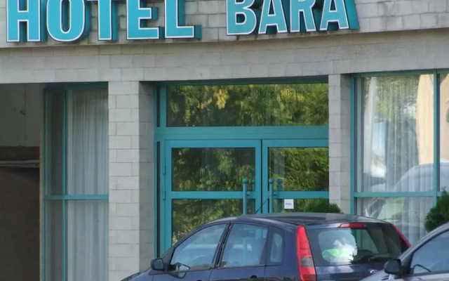 Hotel Bara Junior