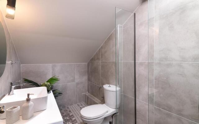 ELLE Rooms & Suites