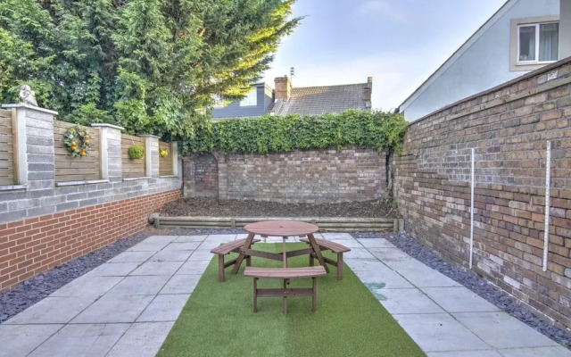 2 Bed House, Family Friendly With Garden