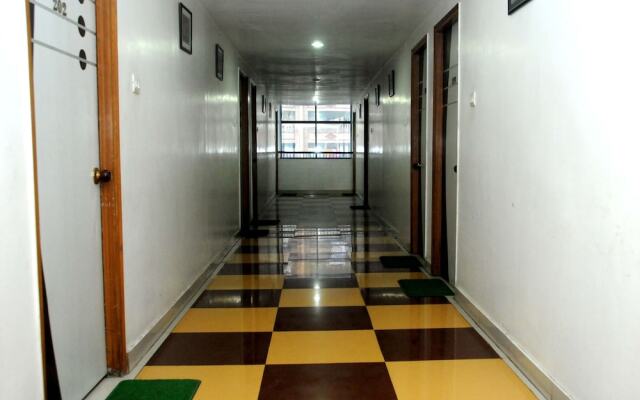 OYO 3061 Hotel De Pintu