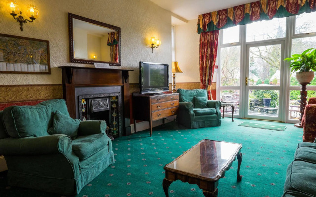 The Willowsmere - Adults Only