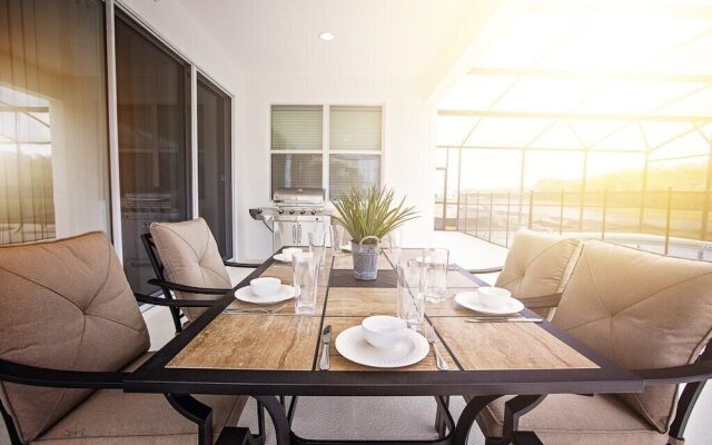 Sonoma - 6 Bedroom Pool - 1856SN Home by RedAwning