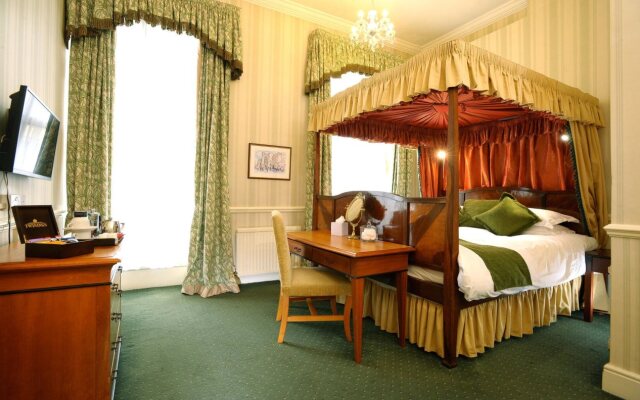 The Royal Hotel
