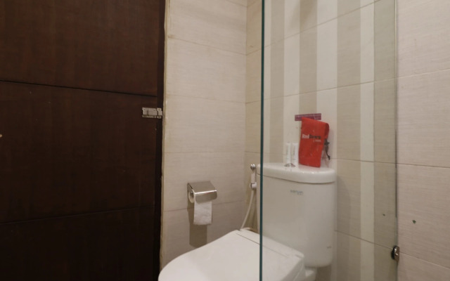 RedDoorz Plus @ Airlangga Mataram