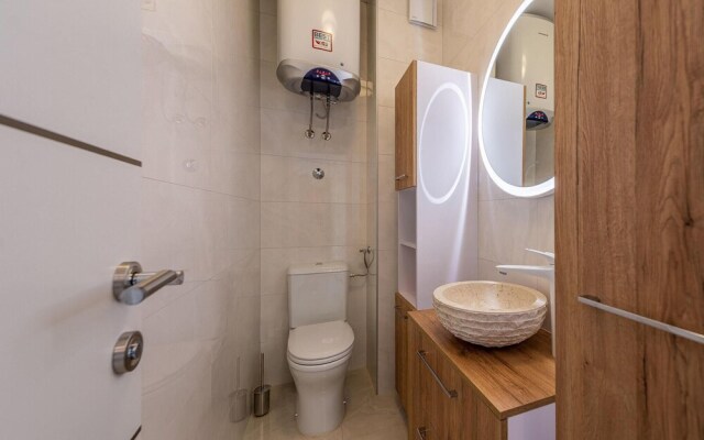 Amazing Apartment in Zadar With 3 Bedrooms and Wifi