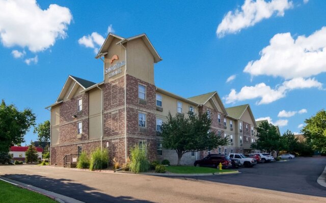 Savannah Suites - Arvada, Colorado