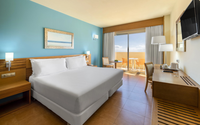 Elba Carlota Beach & Golf Resort