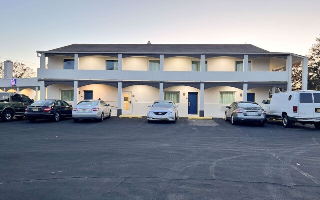 Motel 6 Williamstown, NJ - Black Horse Pike