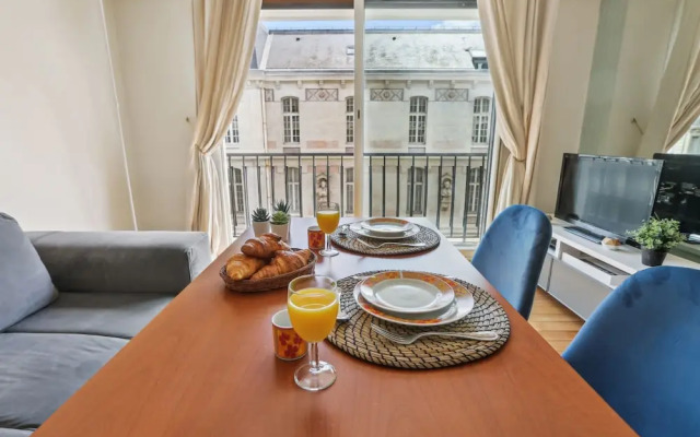 Parisian 1BR Near Eiffel & Trocadéro