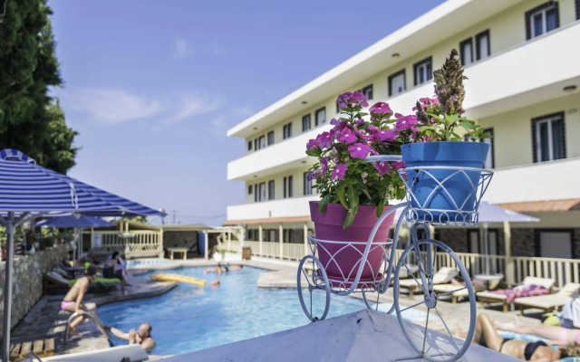 Sunny day's Hotel Apartments